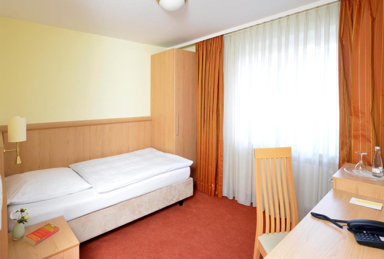 Hotel Sonne Eintracht Kg Achern Exterior foto